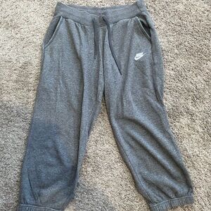 Nike Women's Gray Jogger Sweatpants - Size Medium